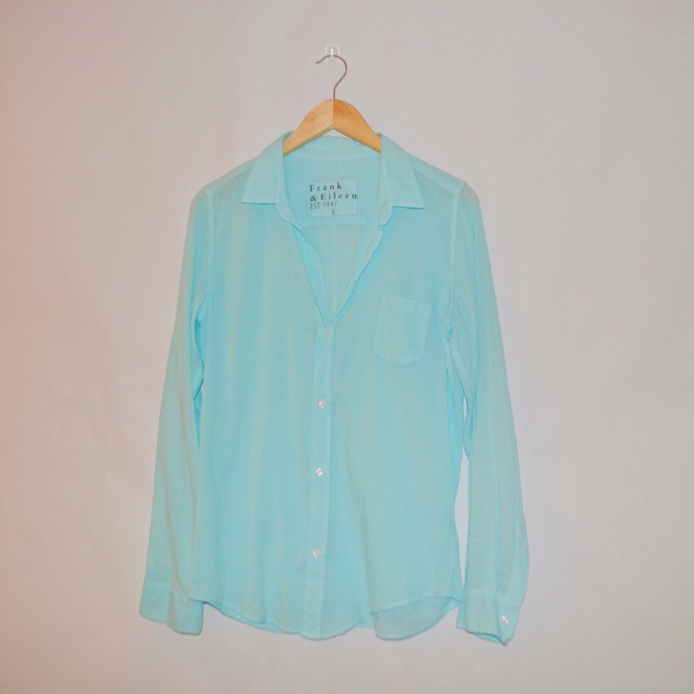 Frank & Eileen Like New Button Down